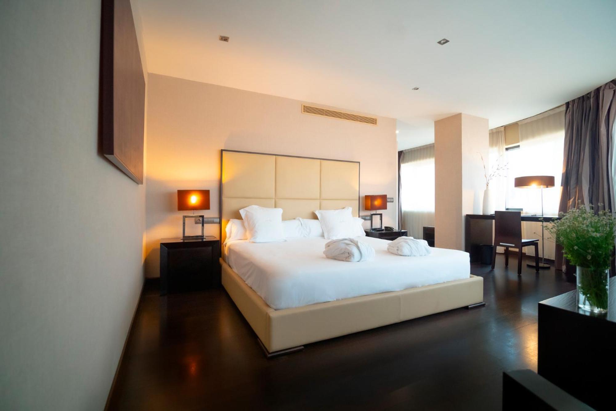 Azz Asturias Langrehotel & Spa Langreo Eksteriør billede