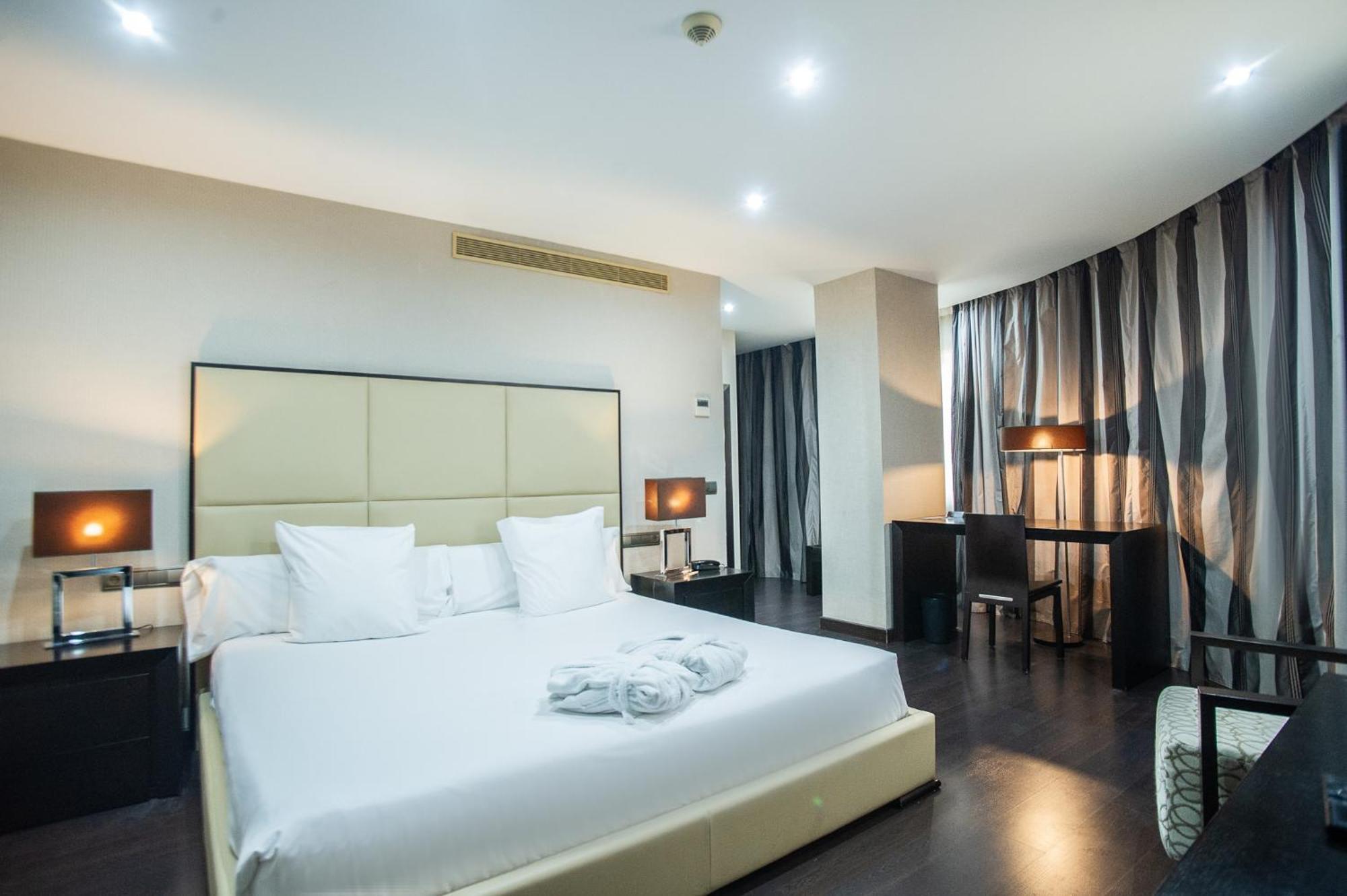 Azz Asturias Langrehotel & Spa Langreo Eksteriør billede
