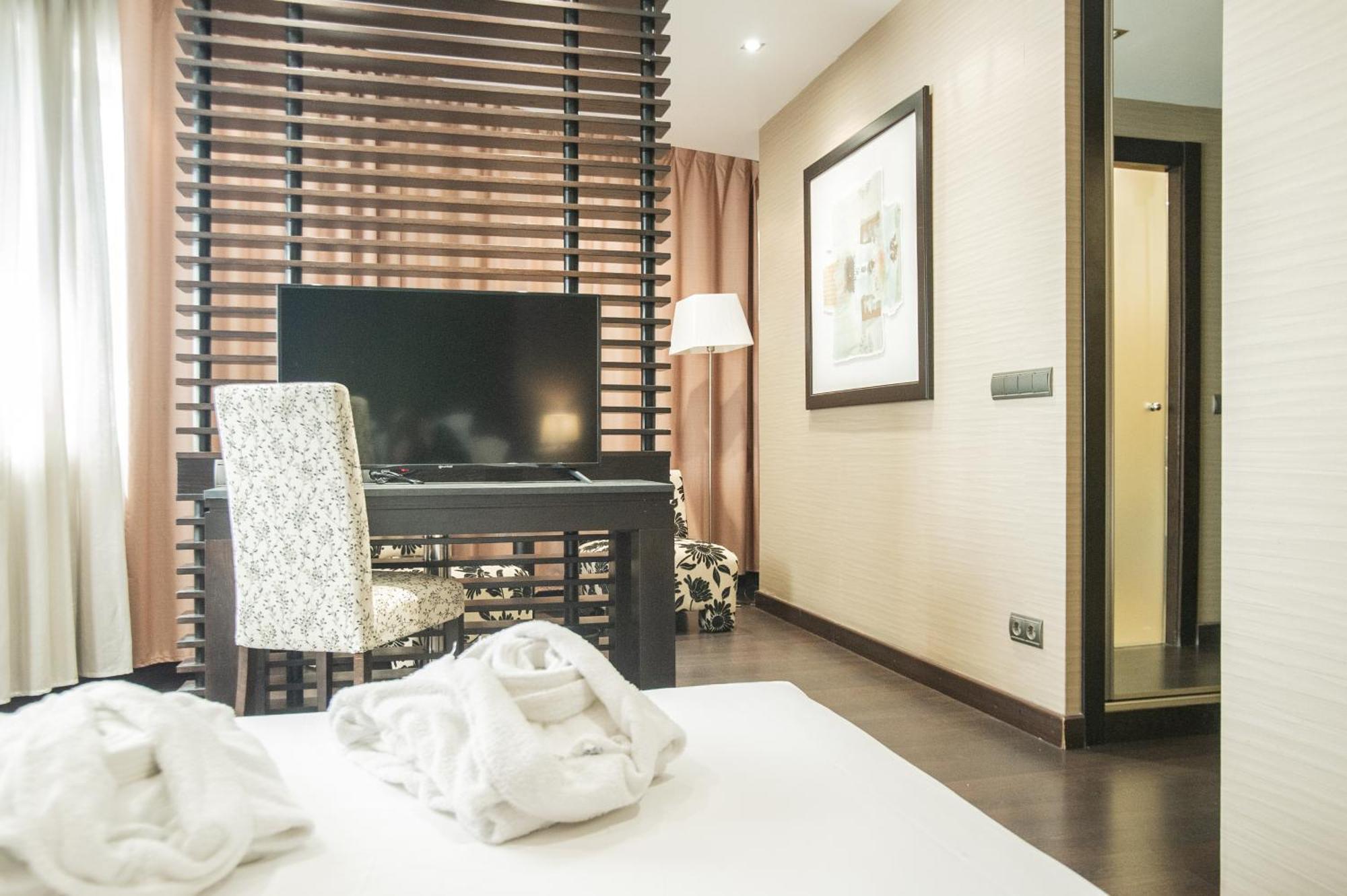 Azz Asturias Langrehotel & Spa Langreo Eksteriør billede