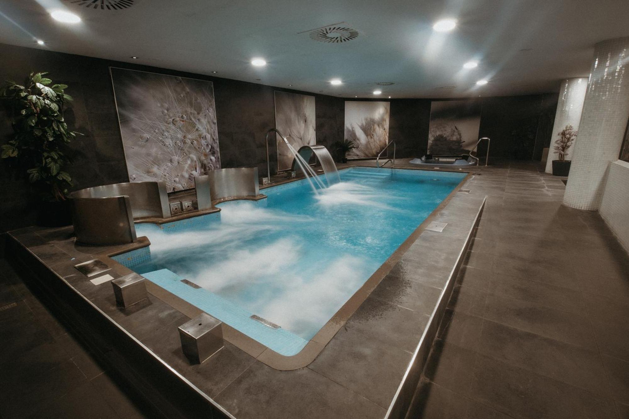 Azz Asturias Langrehotel & Spa Langreo Eksteriør billede